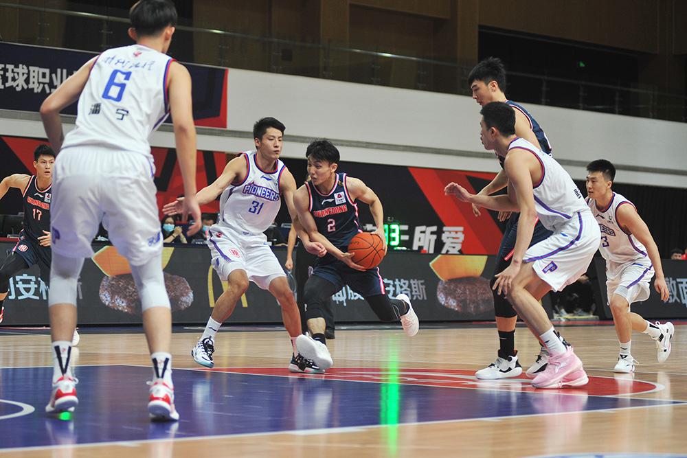 广东宏远发布备战花絮，冲刺阶段状态回暖，足总杯任务艰巨，高层口径保持一致的简单介绍-九游体育下载